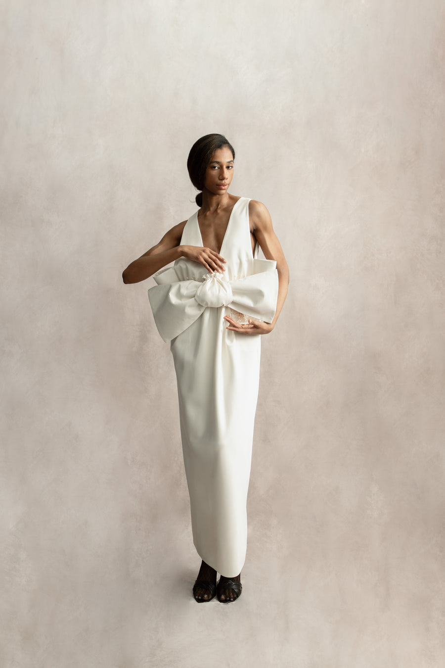 Deep V Column Gown with Oversized Bow – Ivory W